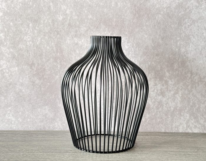 aztec vase black 01